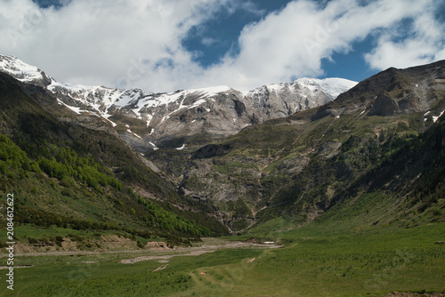 Landscape in the Pyrenees, Pineta Valley, Monte Perdido, Camino de los Llanos de la Larri, Aragón, Huesca, Spain
