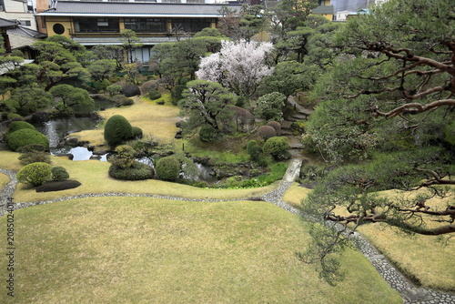 起雲閣の日本庭園と木造和館 (熱海)