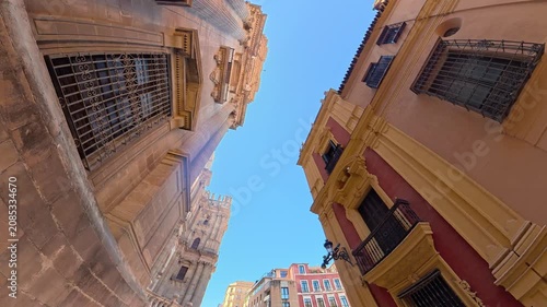 Paseando por el casco antiguo y catedral de Málaga, España
