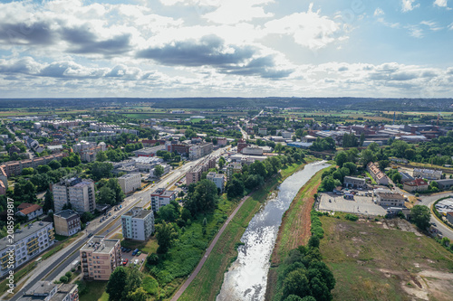 Racibórz, piękne miasto na Śląsku w Polsce, panorama z lotu ptaka latem.
