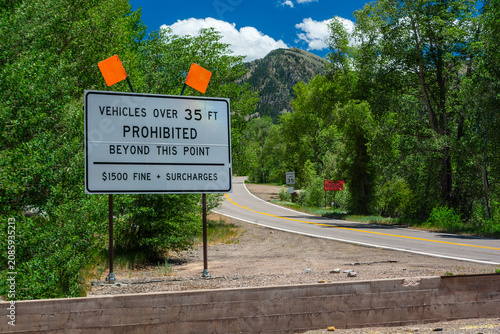 Vehicles Over 35 Feet Prohibited Sign on Independence Pass in the Colorado Rocky Mountains