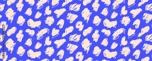 фотографія White blue irregular brush drawn blotches and splodge seamless pattern
