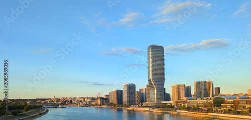 Obraz na płótnie Skyline panorama river sunset Belgrad