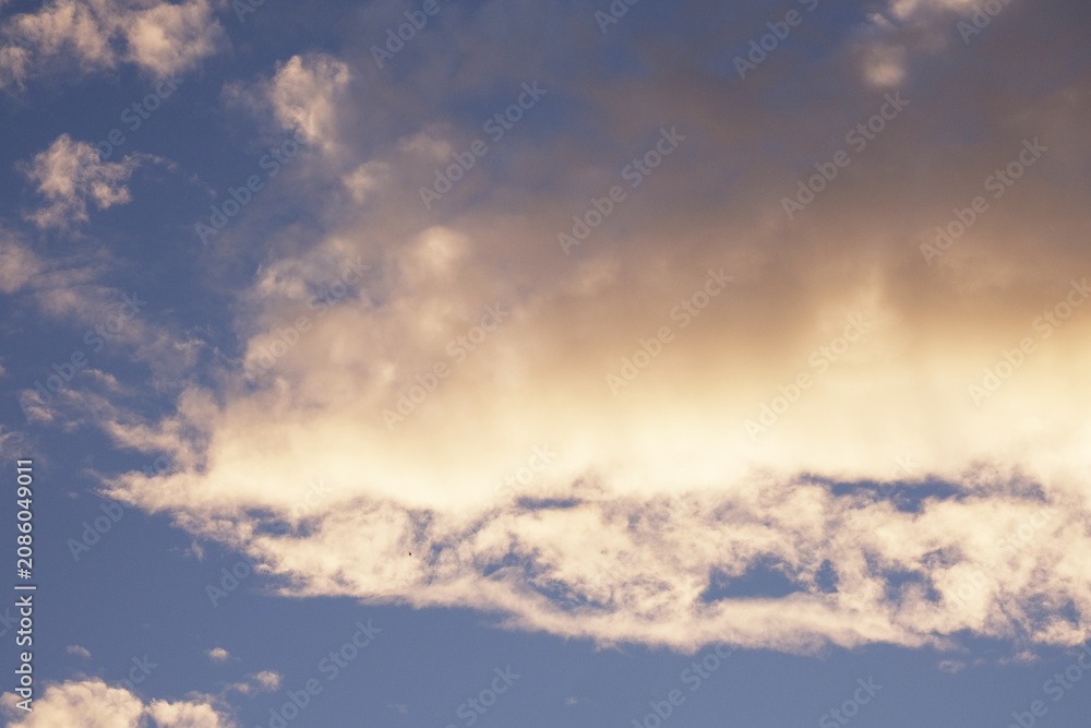 Fototapeta premium Low angle of blue and white sky