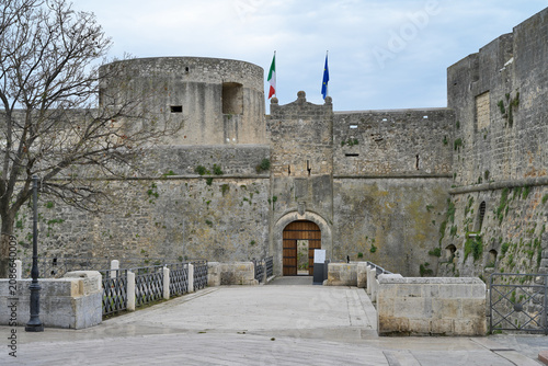 Photos Manfredonia Swabian-Angevine castle entrance with Italian and European flags