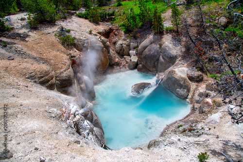 Tableau sur toile Vibrant hot spring waters at Norris Geyser Basin Yellowstone.