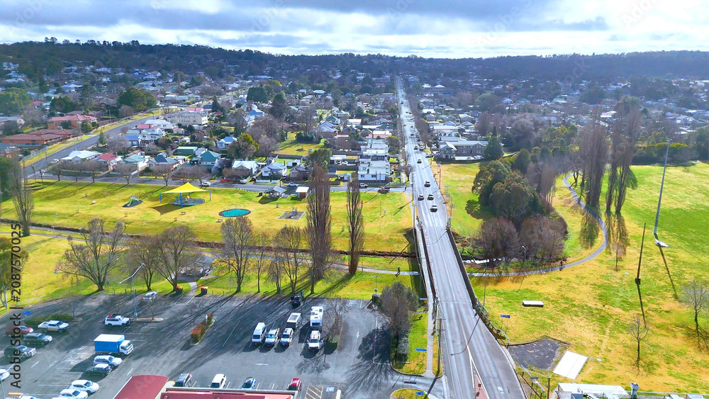 Naklejka premium Aerial View of Main Road and Park in Armidale Australia