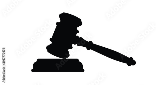 Foto A black gavel and sounding block presented as a stark silhouette against a white