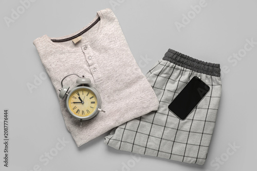 Mens pajamas with alarm clo...