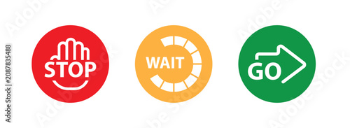 Fotografía go wait stop sign