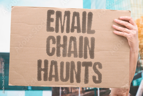 Cuadro en lienzo "Email chain haunts" Old messages resurface and cause awkwardness