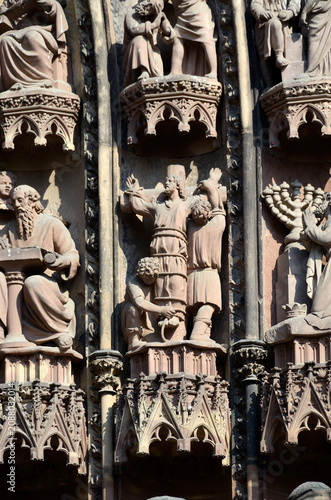 Φωτογραφία Detalle de la catedral de Estrasburgo, Alsacia, Francia