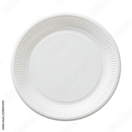 White disposable plastic plate with ridged rim, smooth surface, isolated on a transparent studio background, top-down macro shot, sharp focus, ready-to-use party supply concept