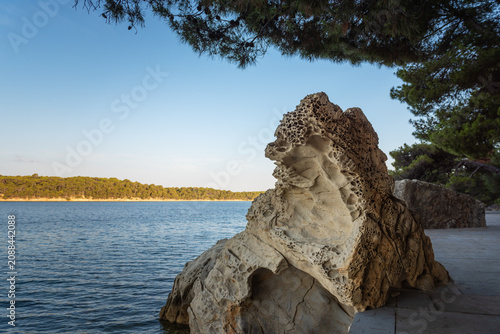 Obraz na plátně bizarre rock formation on the coast of Rab island