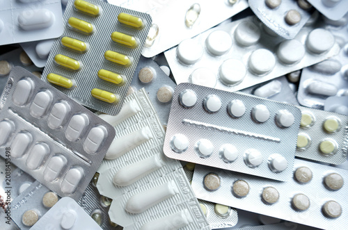 Bild auf Leinwand pills and tablets, suppositories