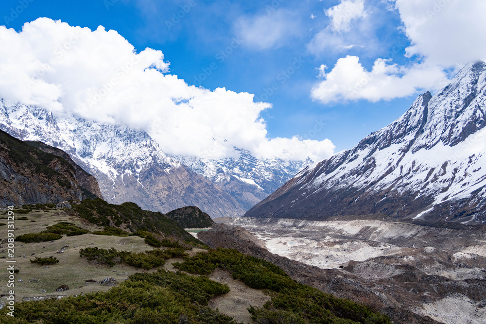 Obraz premium Scenic view around Pungyen Gompa, Manaslu Circuit Trek
