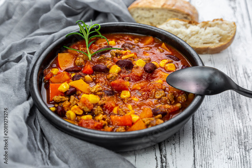 Bowl of vegetarian chili con carne