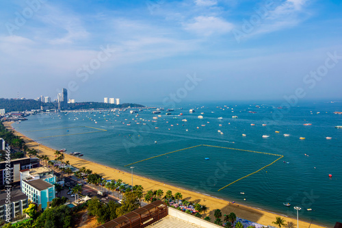 Impressions of a part of Pattaya beach area.The approximately 3 kilometers long Pattaya Beach is the lively main beach of the city. Thailand.