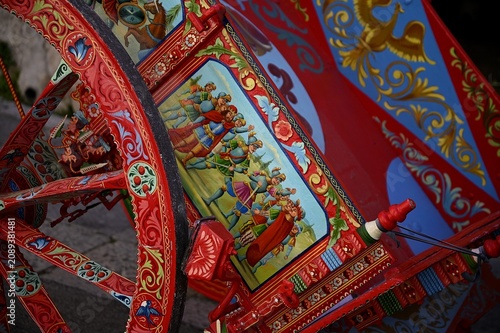 Canvastavla Vintage Carretto Siciliano a typical horse-drawn cart with hand painted folkloric iconography in Ragusa Ibla Sicily, Italy