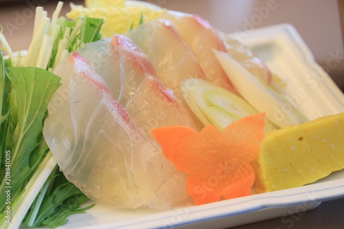 Photos 皿に盛られたお刺身