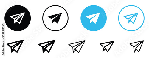 Cuadro en lienzo Send message icons with direct message button symbols for chat, communication, messaging applications, and user interface design