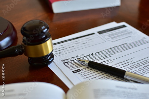 Fotografie Financial crisis and bankruptcy legal documents Chapter 7  bankruptcy petition form / filing form