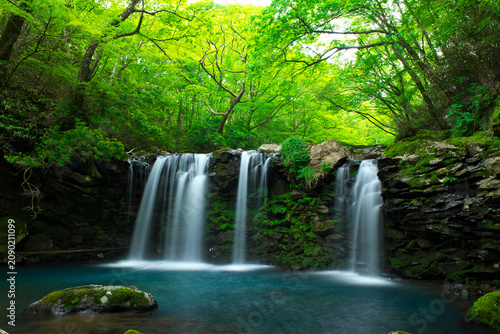 Konstfotografi くじゅう連山の麓にある暮雨の滝