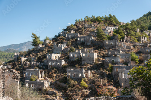 Konstfotografi The ruins of the abandoned Greek village of Kayaköy in southwestern Turkey