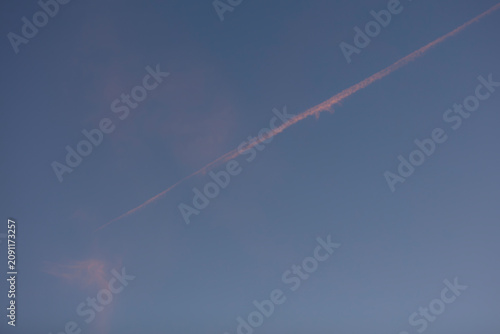 Overlay de Ciel trainées d'avion rose 