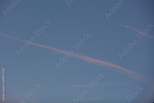 Overlay de Ciel trainées d'avion rose 