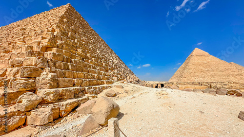 Картината върху платно The majesty of the Egyptian pyramids, Cairo, Giza