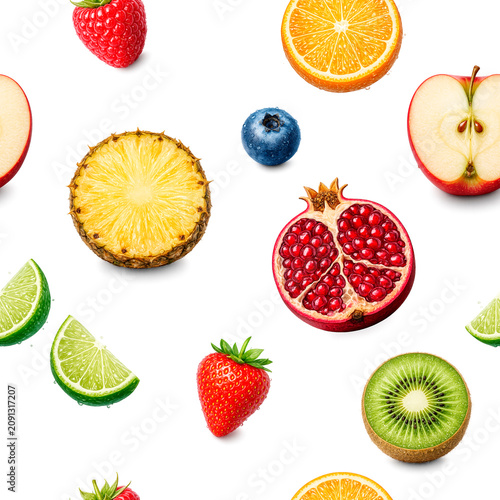 Seamless background pattern withice, fresh tropical fruits and berries on a white background