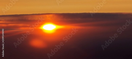 Glühender Sonnenuntergang auf La Palma