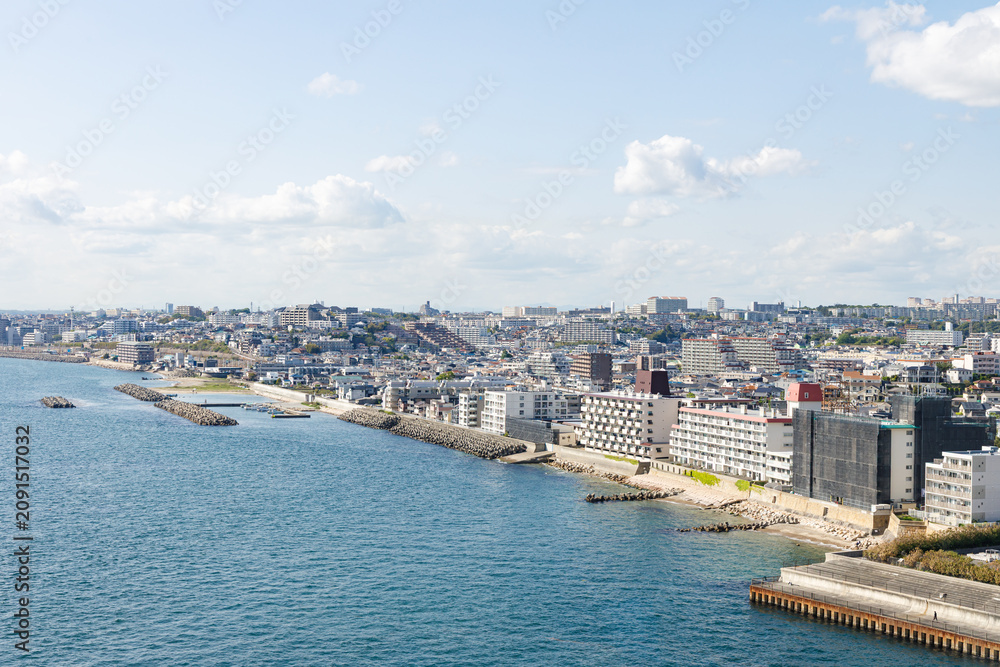Fototapeta premium 明石海峡大橋から眺める神戸市垂水区