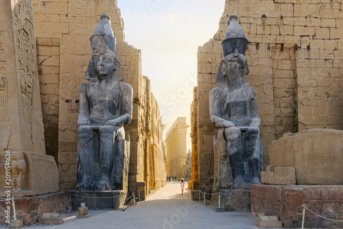 Cuadro en lienzo The magnificent entrance gateway (First Pylon) of the Luxor Temple, a massive an