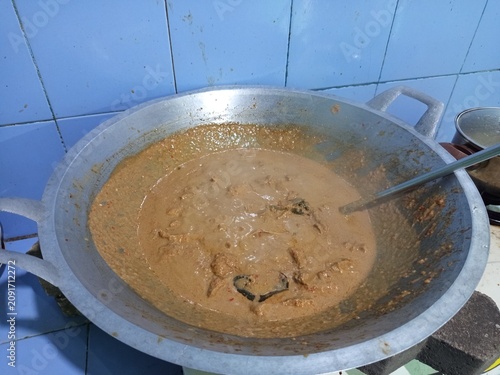 Obraz na plátně Cooking rendang sumatran indonesia asian food
