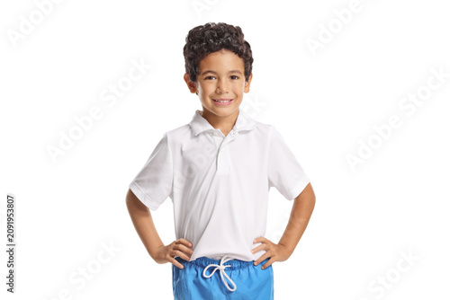 Foto Kid in blue shorts and white t-shirt