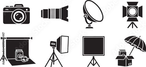 Fotografia Black and white line collection of camera and development tools and accessories