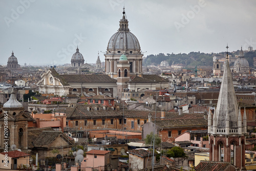 Konstfotografi Rome city skyline cityscape panorama with historic architecture and cathedral domes