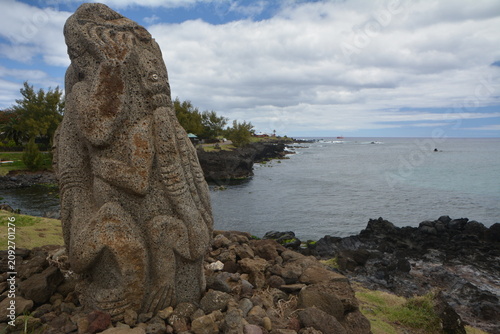 Fotografía Moai Statues and Volcanic Landscapes of Rapa Nui, Chile