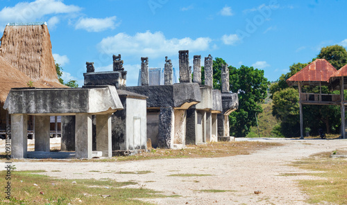Cuadro en lienzo Ancient Village in Sumba: A megalithic stone burial site that has stood in the h