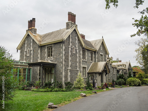 Fotografie Exterior of the gothic revival stone manor house at Rockwood Park, Wilmington, D