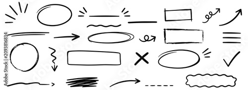 Fotografía Black pen circle, underline and doodle arrow strokes, rough hand drawn highlight