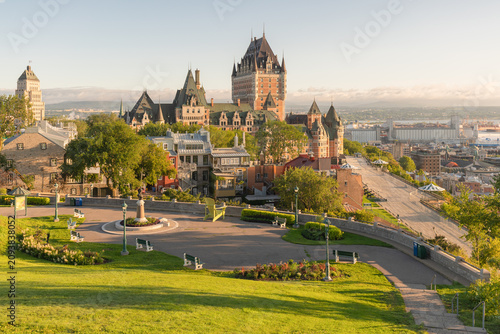 Fotografía Sunrise view of Château Frontenac overlooking Old Québec from Dufferin Terrace i