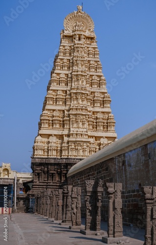 The Ekambareshwaran Temple is the largest and one of the most significant Shaivite temples in the holy city of Kanchipuram, Tamil Nadu, India.