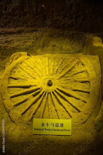 фотографія Ancient Vehicle Wheel Excavation Detail in Xian China