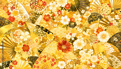 金色を基調とした豪華な和風の花と扇の伝統模様｜華やかなゴールド和柄背景