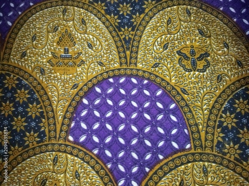 Canvastavla Authentic Indonesian batik that showcases beauty and makes for an excellent back