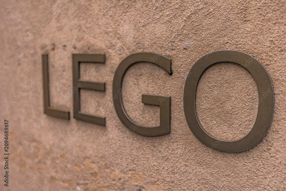Obraz premium New York City, United States - April 5, 2026: The LEGO logo is displayed on the exterior of a LEGO Store in Manhattan