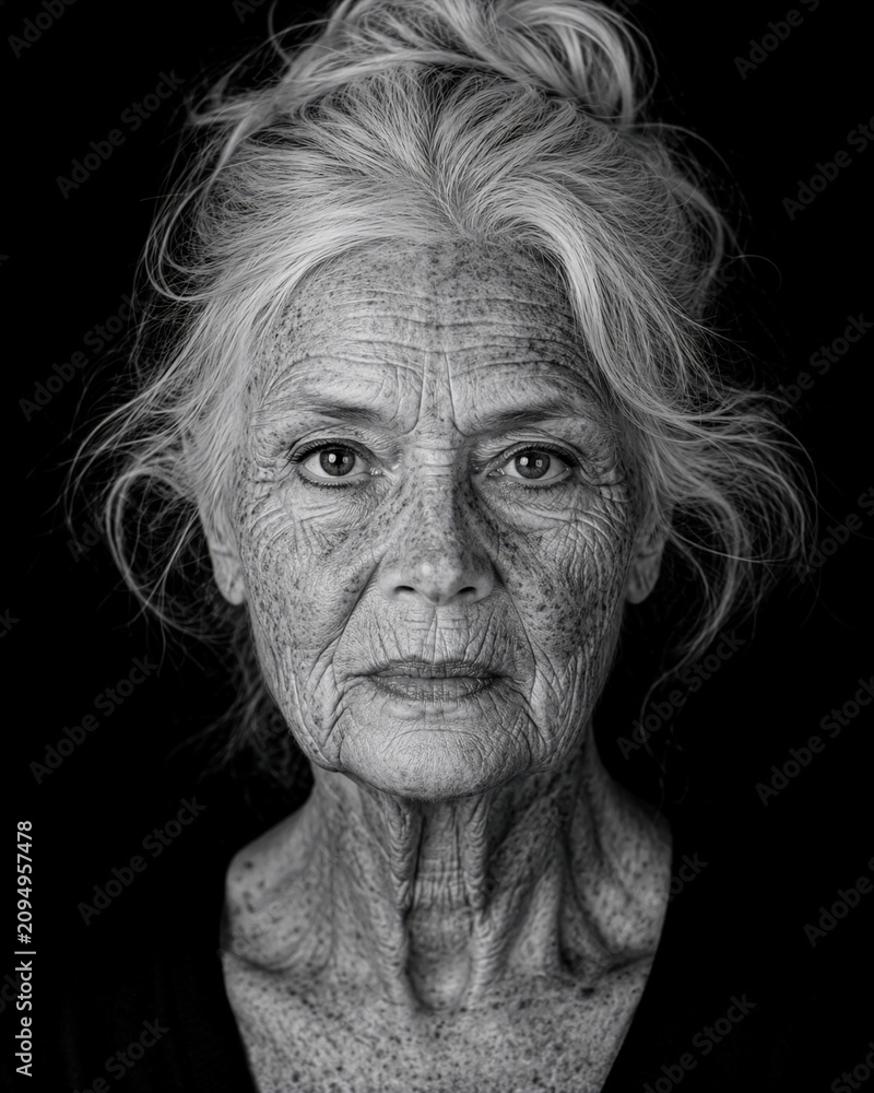 Fototapeta premium Charakterportrait einer alten Frau